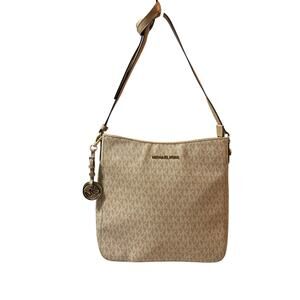 Michael Kors Jet Set Travel Large Logo Messenger - Tan
